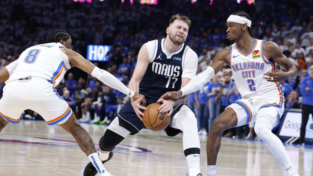 Oklahoma City Thunder top Dallas Mavericks in Game 1, make NBA history in process